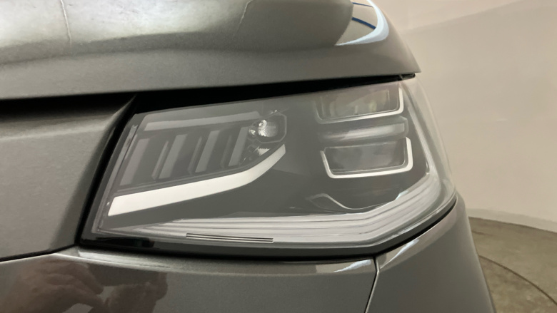 Volkswagen Transporter T32 Swb Diesel 2.0 TDI 170 Commerce Pro Van Auto